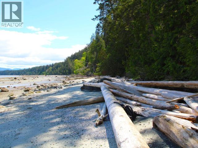 1599/1605 Vancouver Blvd, Savary Island, BC