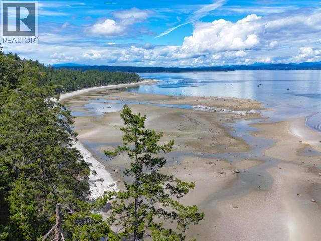 1599/1605 Vancouver Blvd, Savary Island, BC