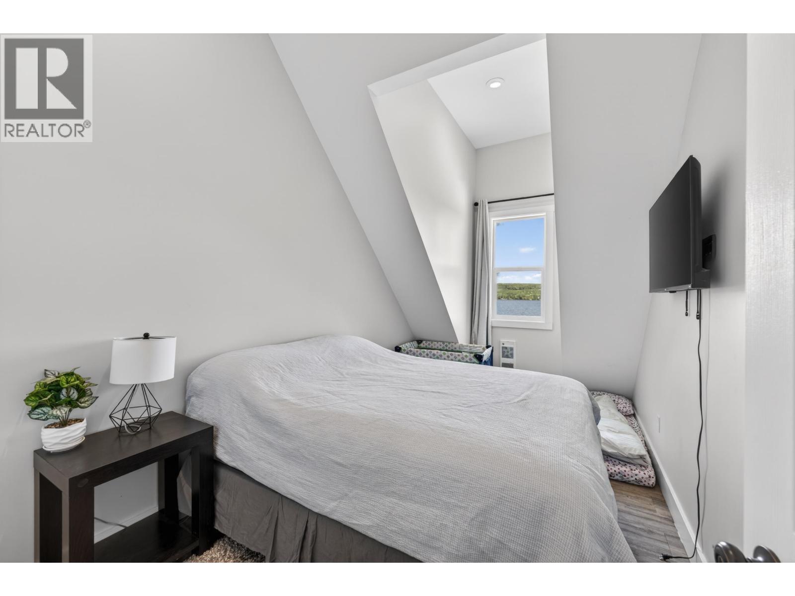 13239 Paradise Street, Fort St. John, BC - Indoor Photo Showing Bedroom