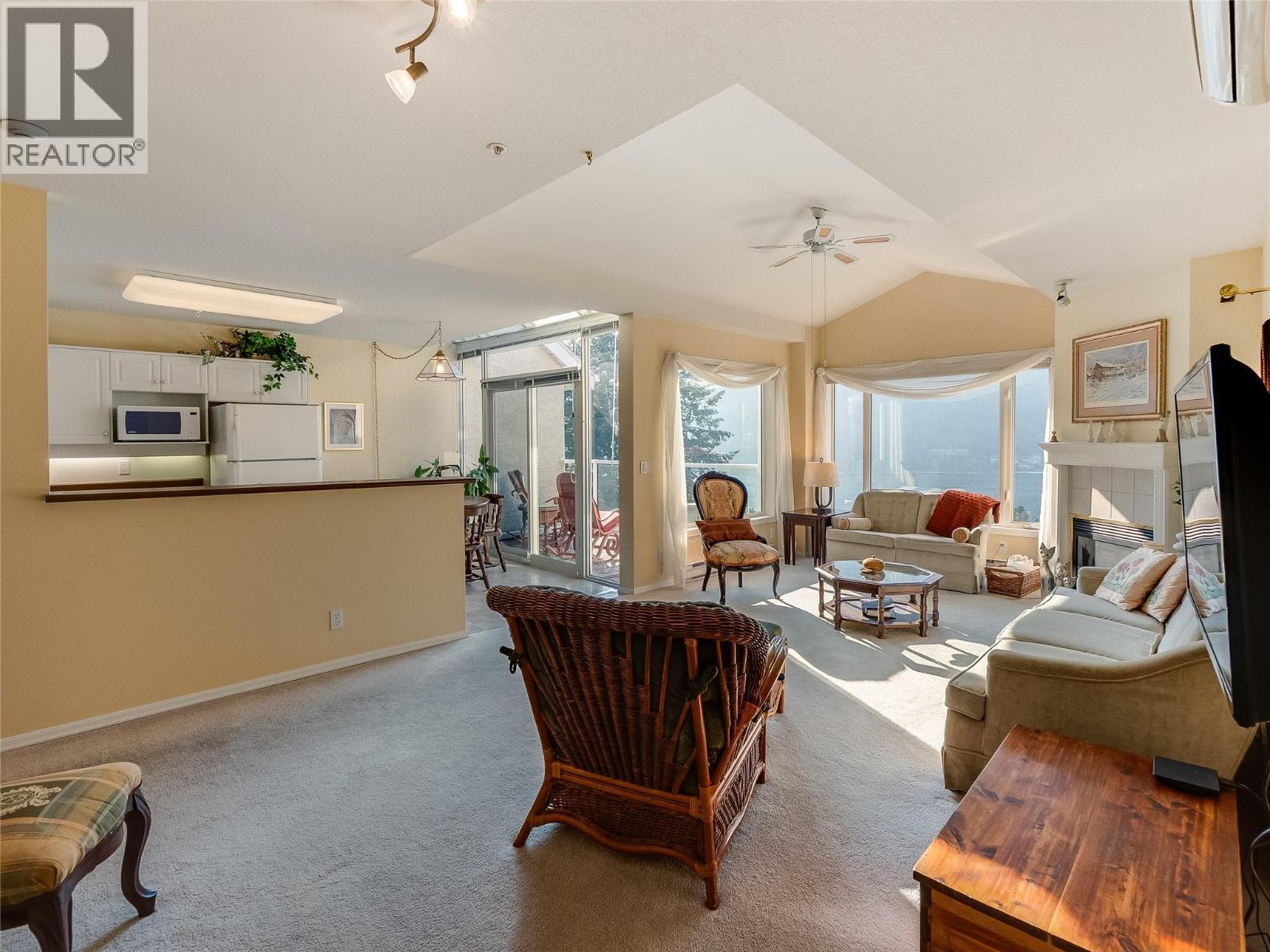 38 High Street Unit# 307, Nelson, BC - Indoor Photo Showing Other Room
