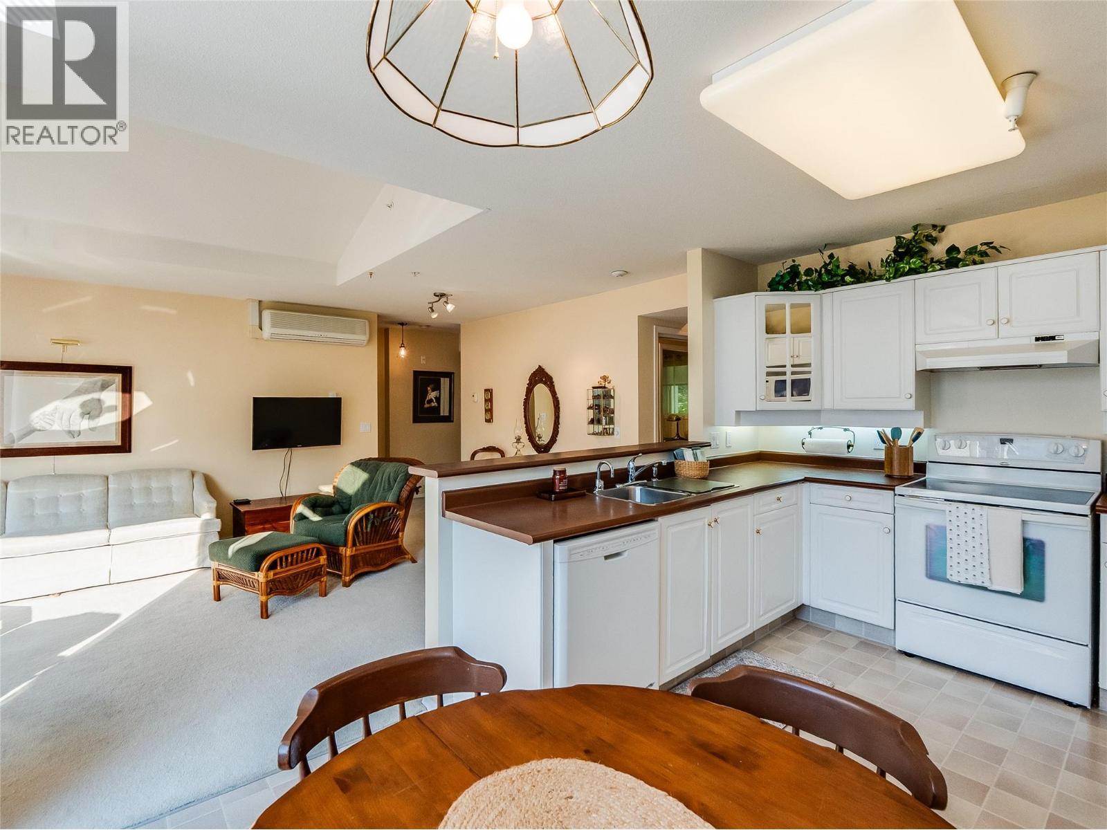 38 High Street Unit# 307, Nelson, BC - Indoor Photo Showing Kitchen With Double Sink