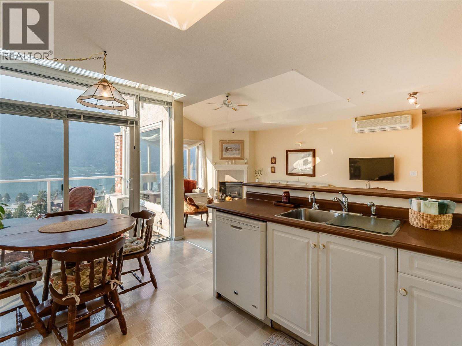 38 High Street Unit# 307, Nelson, BC - Indoor