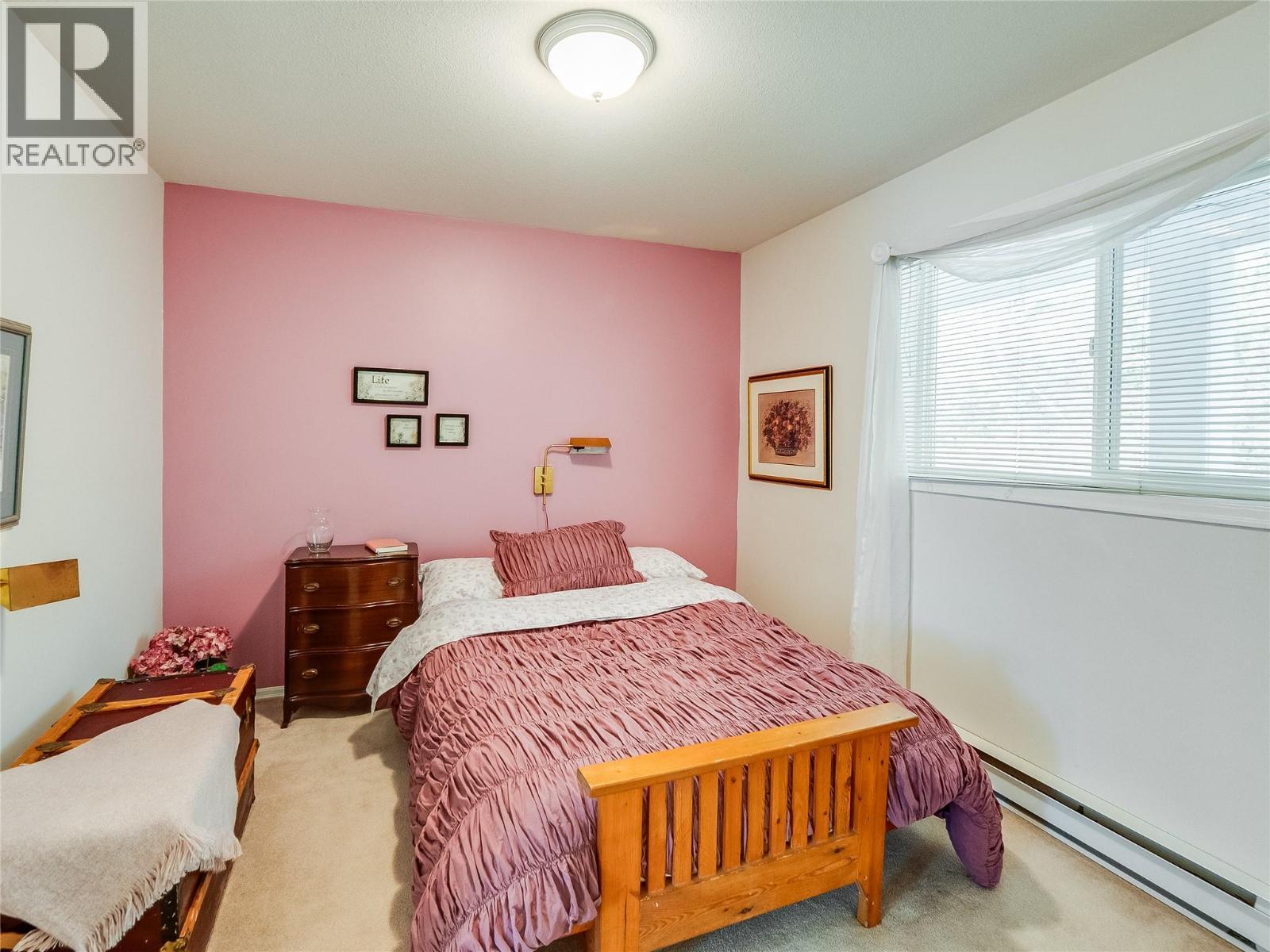 38 High Street Unit# 307, Nelson, BC - Indoor Photo Showing Bedroom