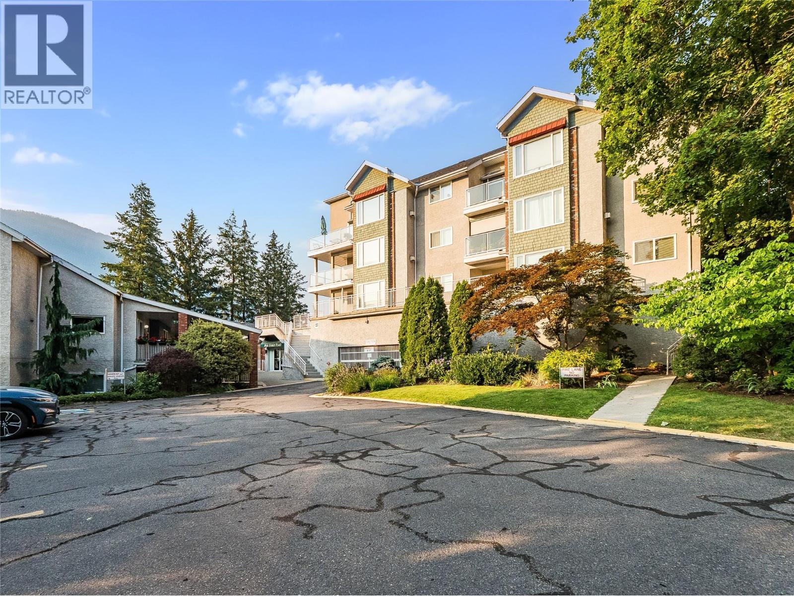 38 High Street Unit# 307, Nelson, BC - Outdoor
