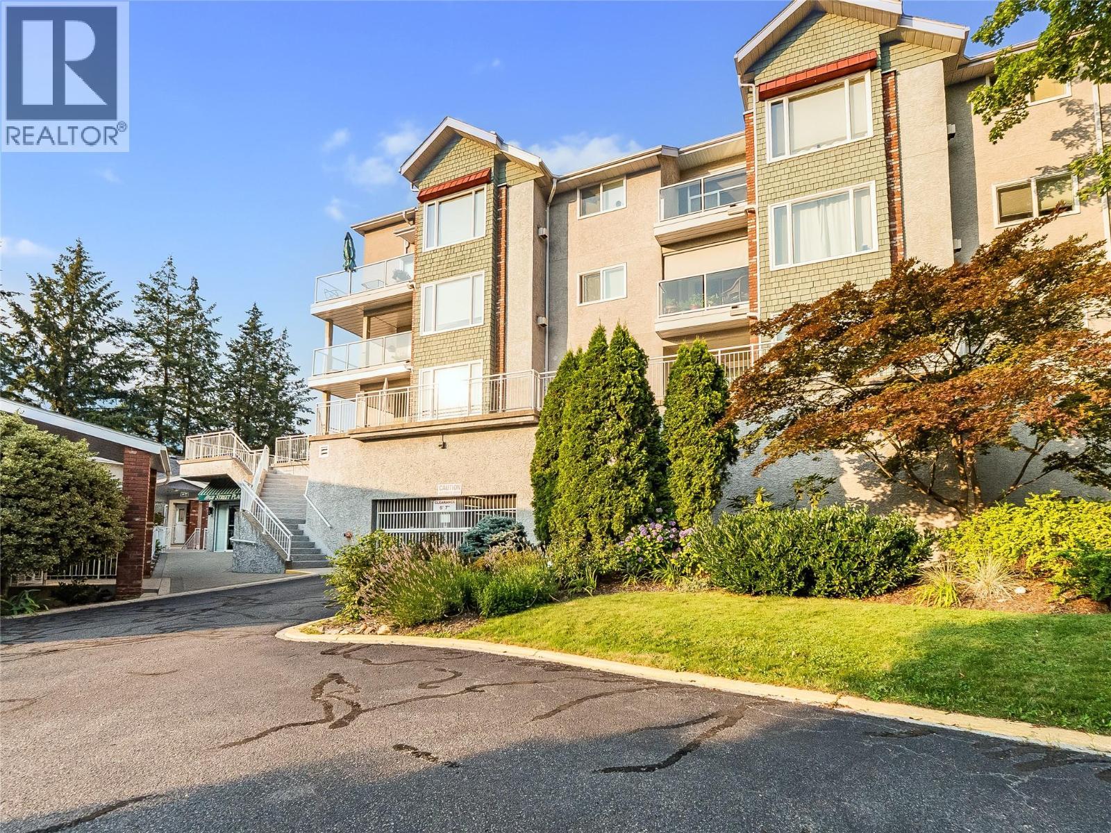 38 High Street Unit# 307, Nelson, BC - Outdoor