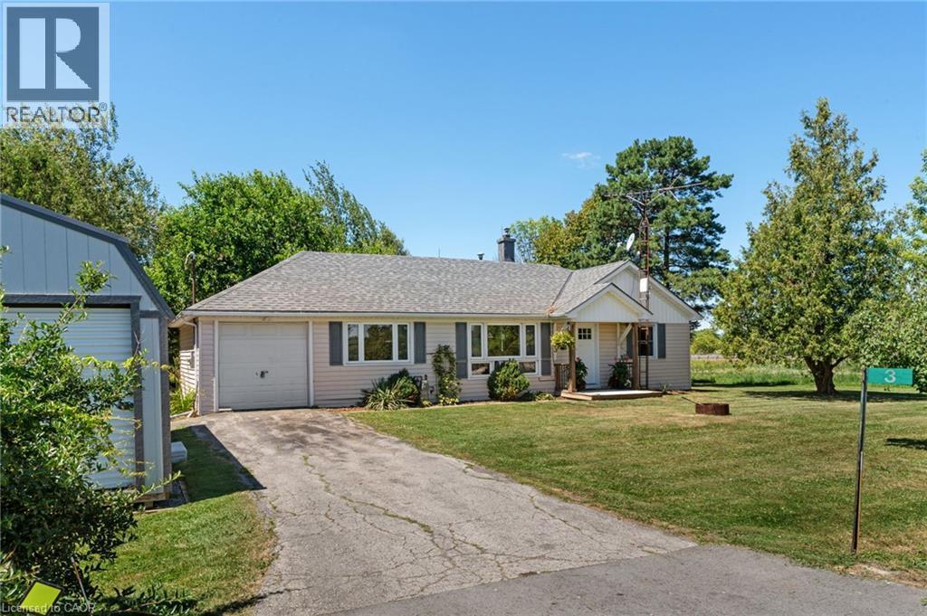 Single-story residence featuring light-colored siding and a gray shingle roof - 3 Bousfield Lane, Jarvis, ON - Outdoor With Facade