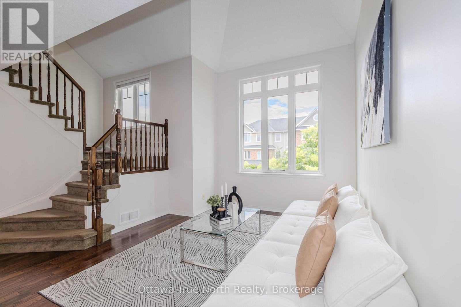 9 - 276 Keltie Private, Ottawa, ON - Indoor Photo Showing Other Room