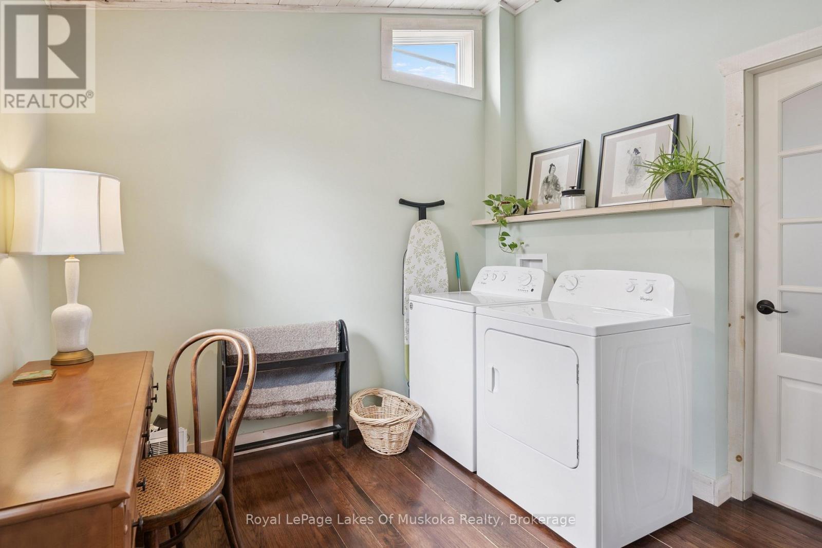 CARRIAGE HS: Office/Laundry (2nd Floor) - 212 James Street, Bracebridge, ON - Indoor Photo Showing Laundry Room