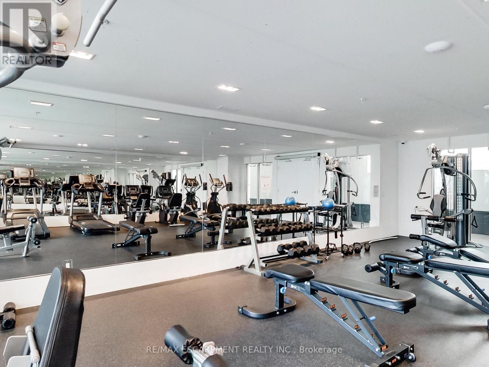 318 - 16 Concord Place, Grimsby, ON - Indoor Photo Showing Gym Room