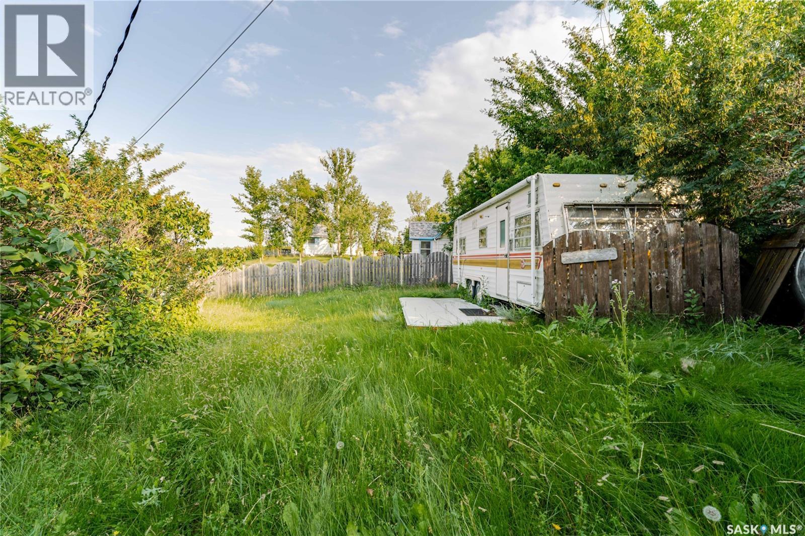 547 Douglas Drive, Buffalo Pound Lake, SK - Outdoor