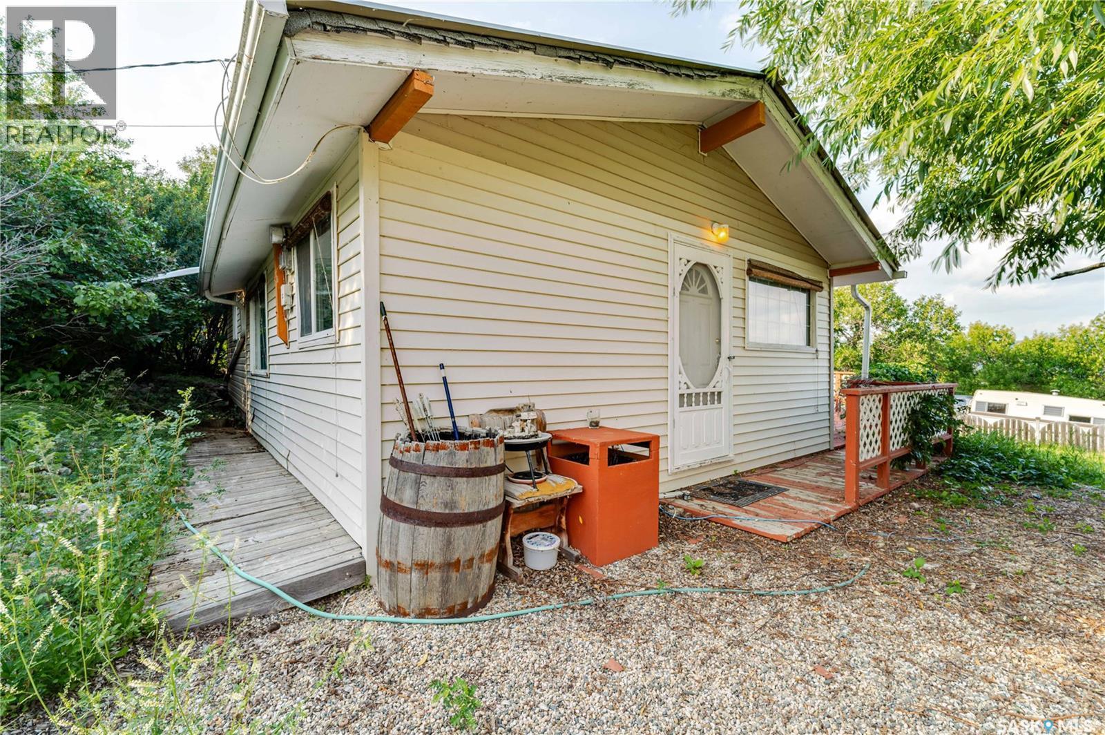 547 Douglas Drive, Buffalo Pound Lake, SK - Outdoor With Exterior