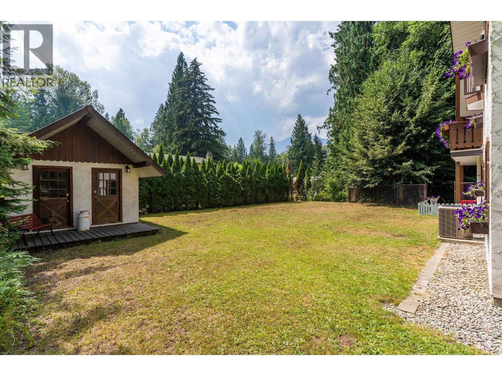 Shed in back yard - 1587 Pratico Road, Revelstoke, BC - Outdoor
