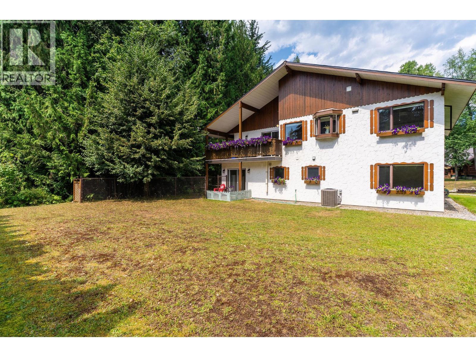 Backyard/ home has resort Alpine feel - 1587 Pratico Road, Revelstoke, BC - Outdoor