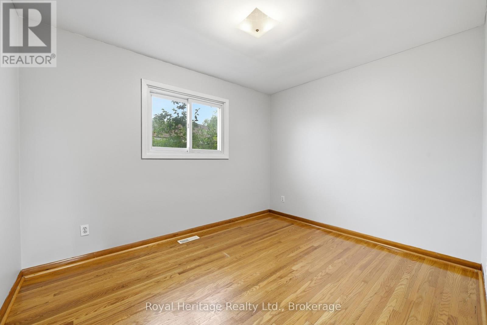 56 Fifth Avenue, Quinte West (Murray Ward), ON - Indoor Photo Showing Other Room