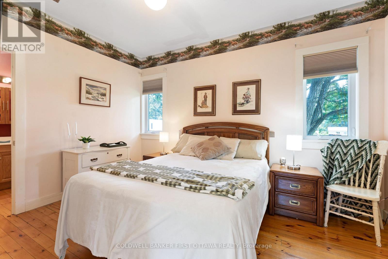 127 Rose Mac Drive, Drummond/North Elmsley, ON - Indoor Photo Showing Bedroom