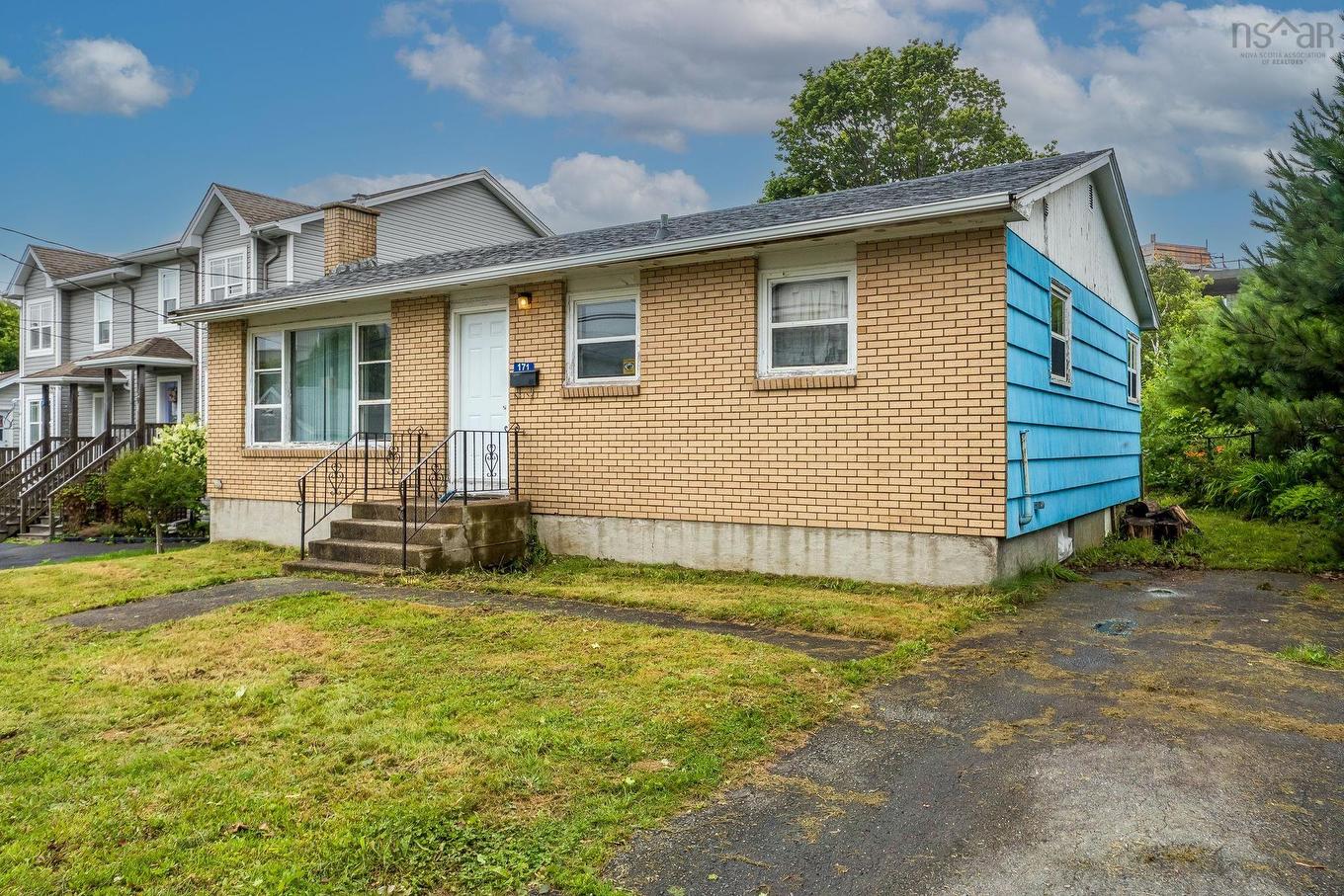 171 Renfrew Street, Dartmouth, NS