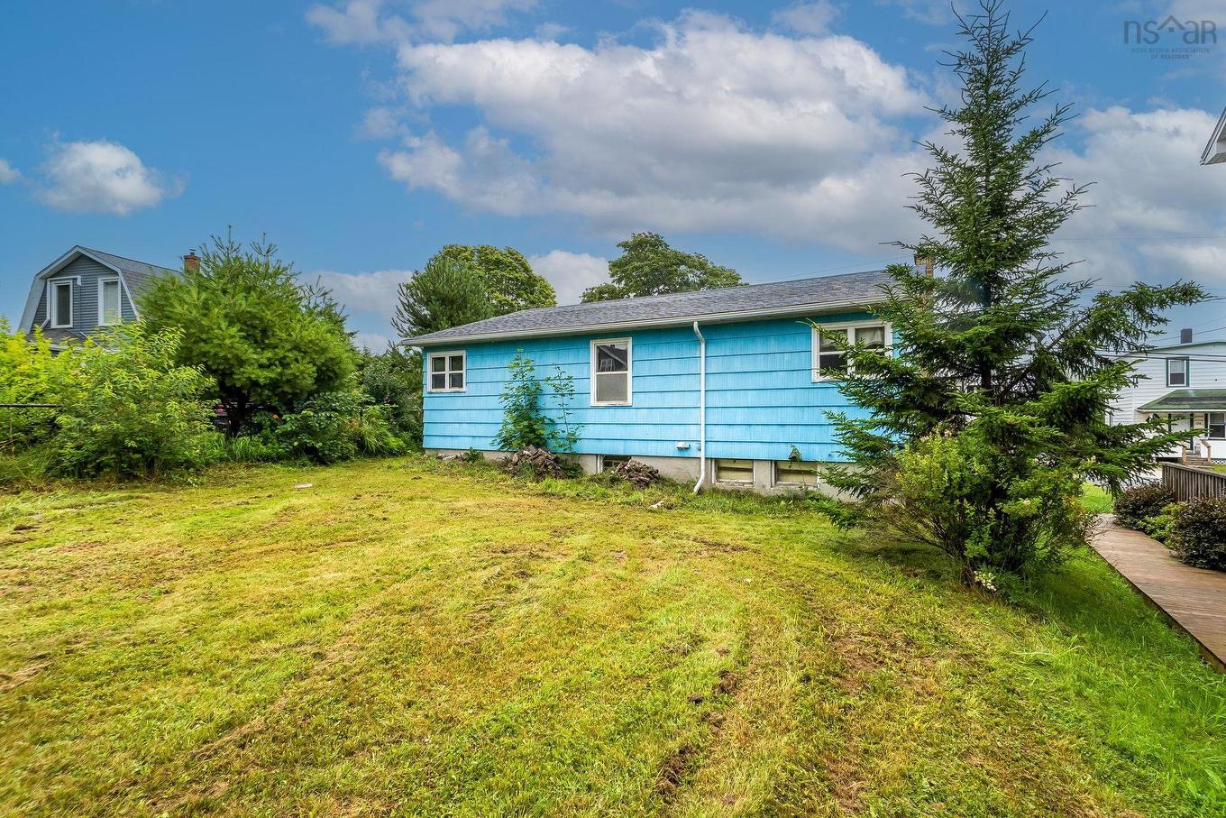 171 Renfrew Street, Dartmouth, NS