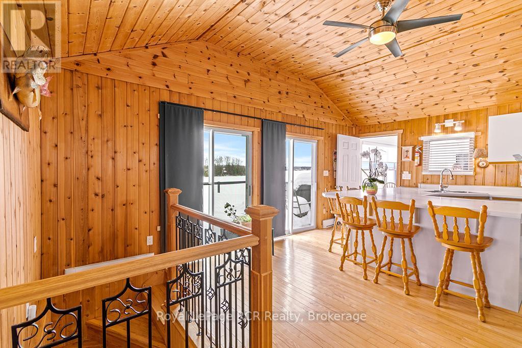WARM FEELING - 48 Island View Drive N, South Bruce Peninsula, ON - Indoor Photo Showing Dining Room