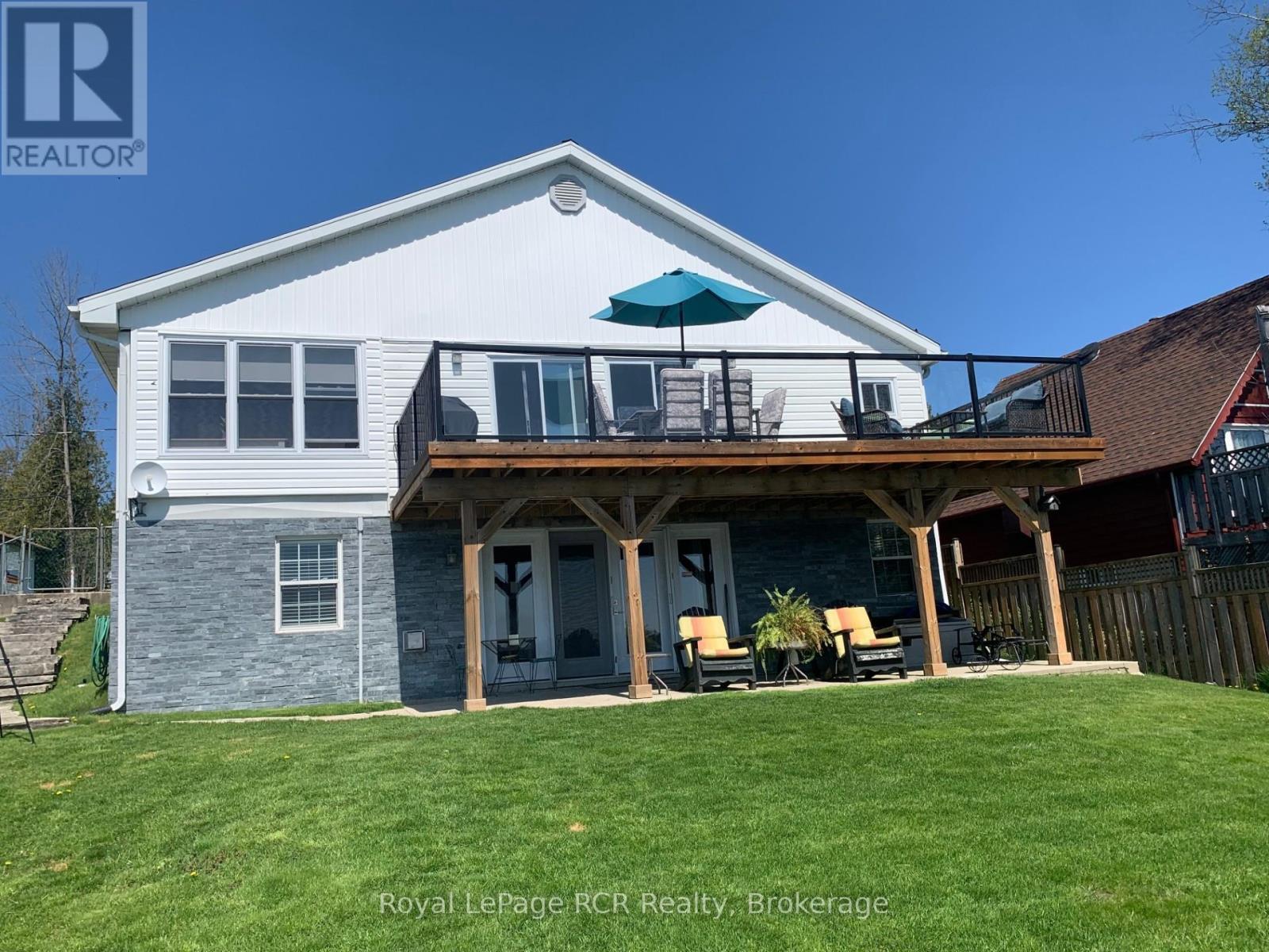 48 Island View Drive N, South Bruce Peninsula, ON - Outdoor With Deck Patio Veranda