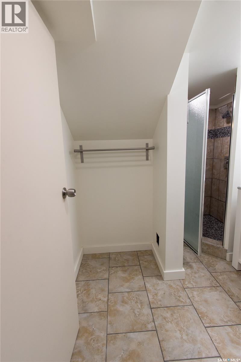 376 6Th Avenue Nw, Swift Current, SK - Indoor