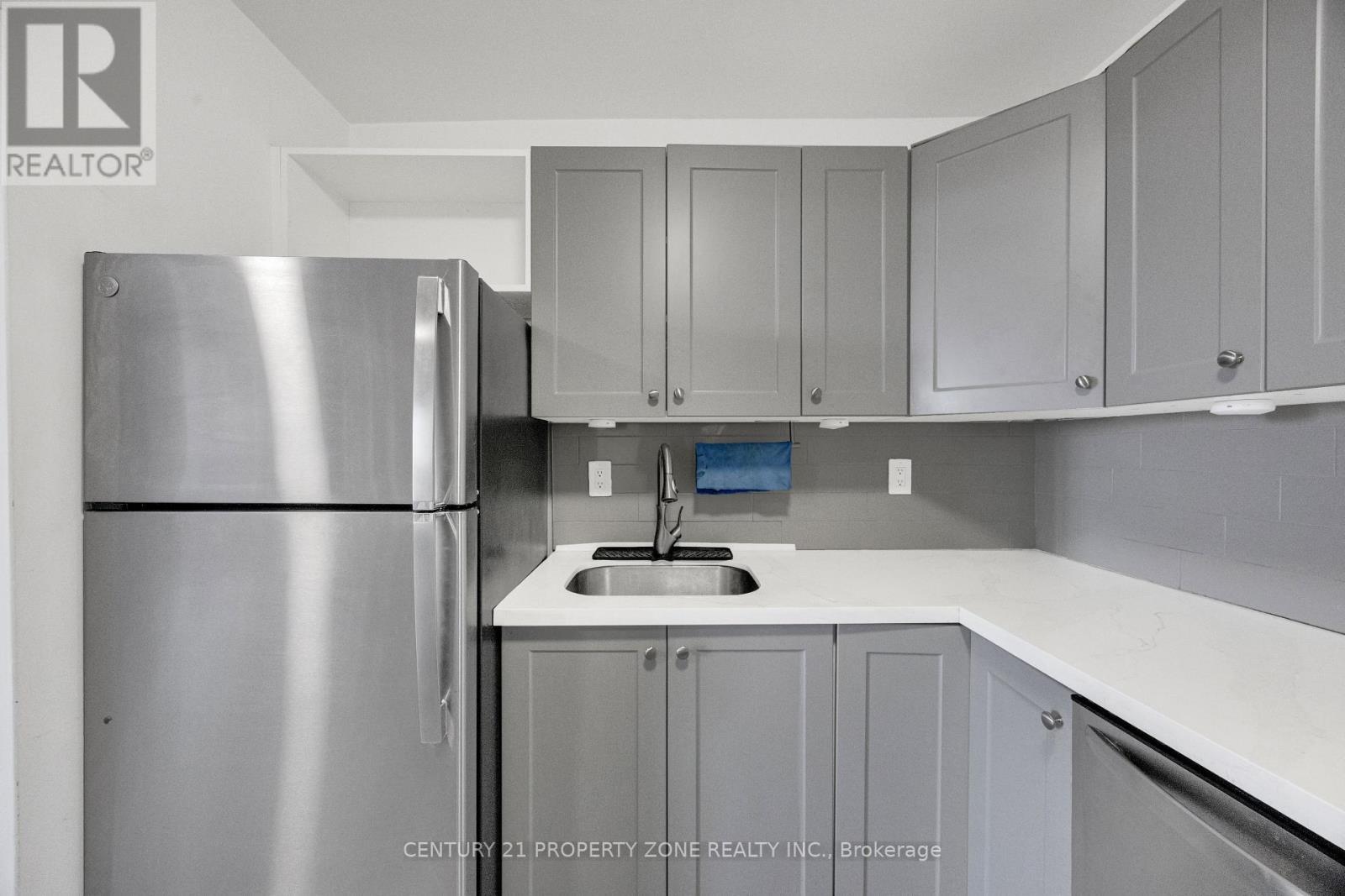 610 - 583 Mornington Avenue, London East, ON - Indoor Photo Showing Kitchen