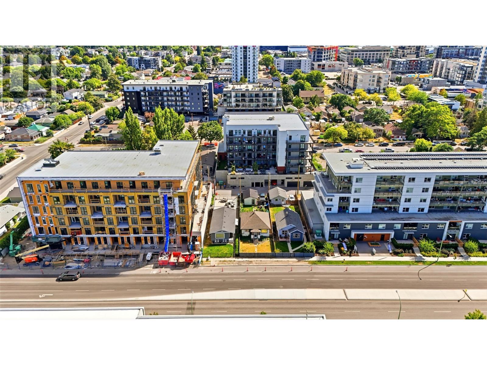 615 Clement Avenue, Kelowna, BC - Outdoor With View