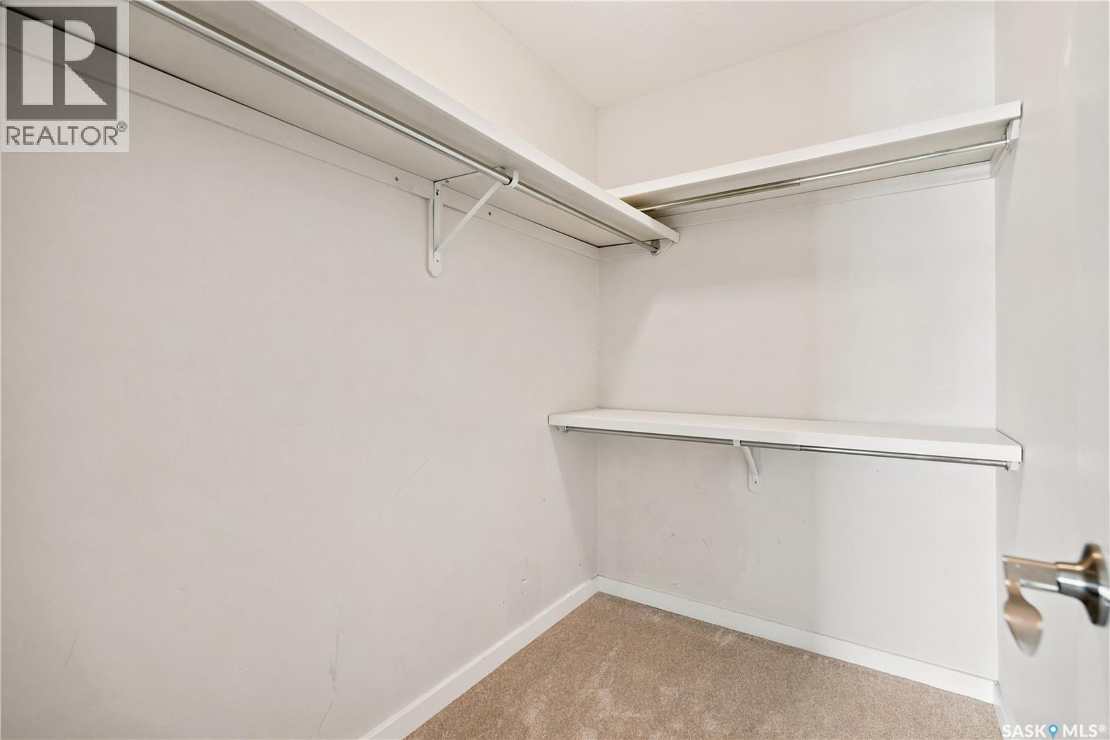 206 1510 Neville Drive, Regina, SK - Indoor With Storage
