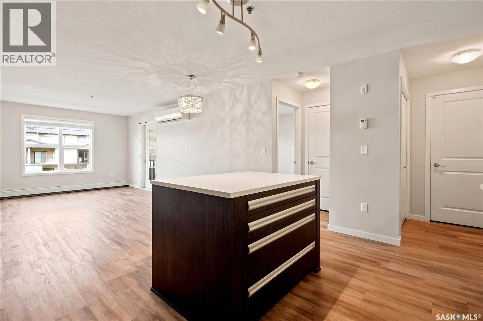 206 1510 Neville Drive, Regina, SK - Indoor Photo Showing Other Room