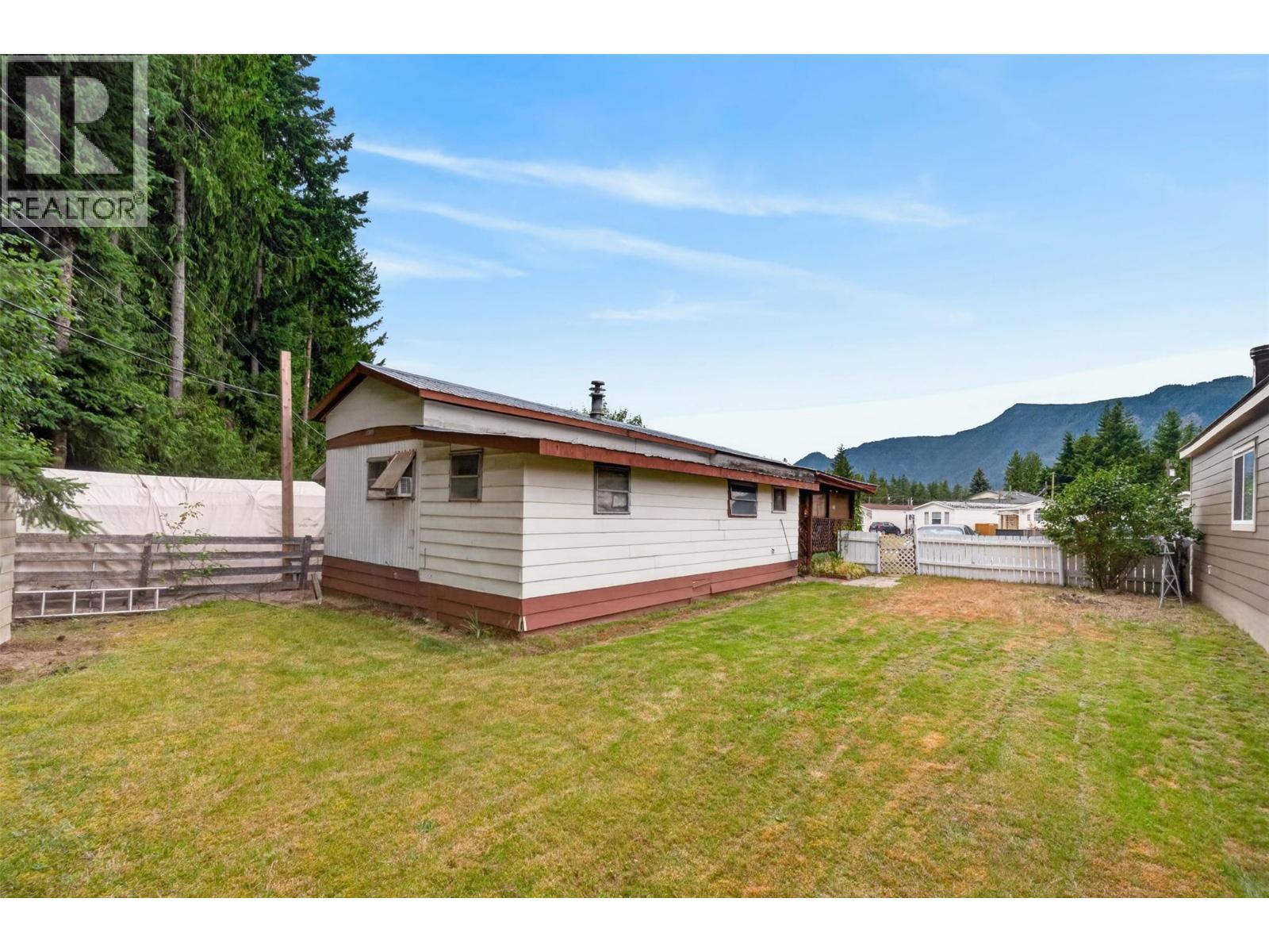 501 Kappel Street Unit# 30 Lot# 30, Sicamous, BC