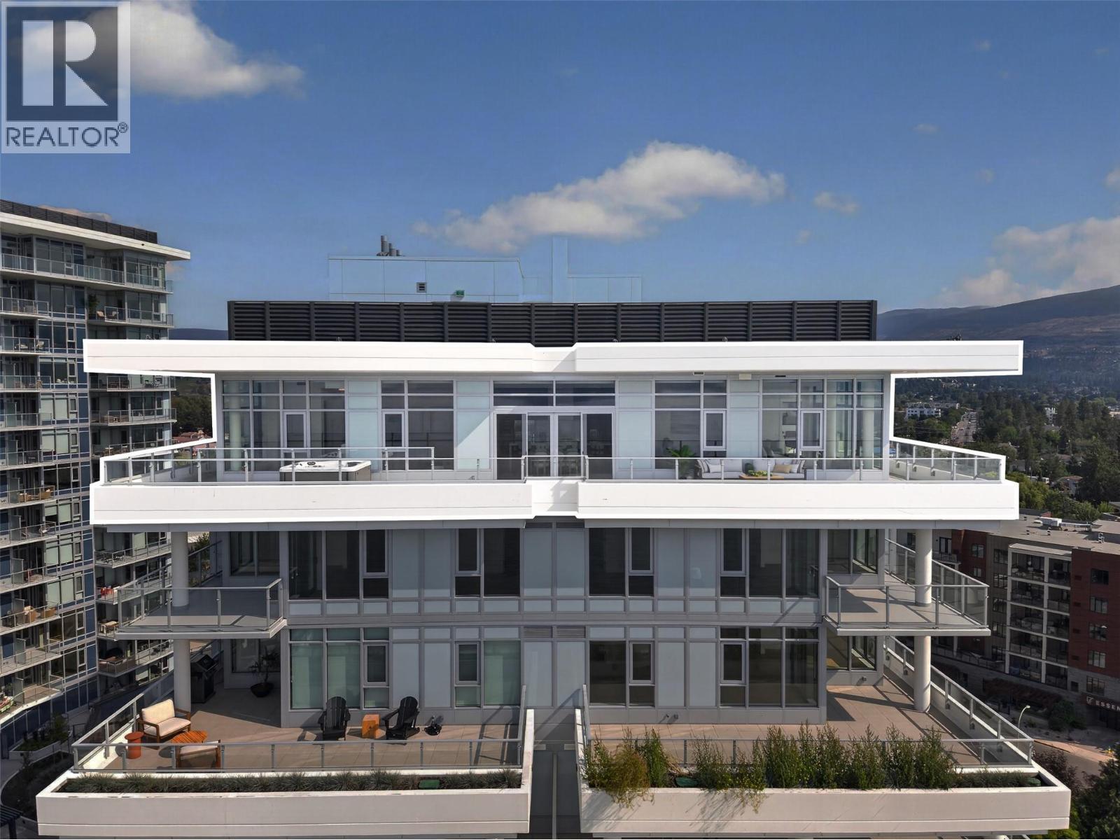 Largest unit on the top floor in Tower 3 - 3800 Capozzi Road Unit# Ph2, Kelowna, BC - Outdoor