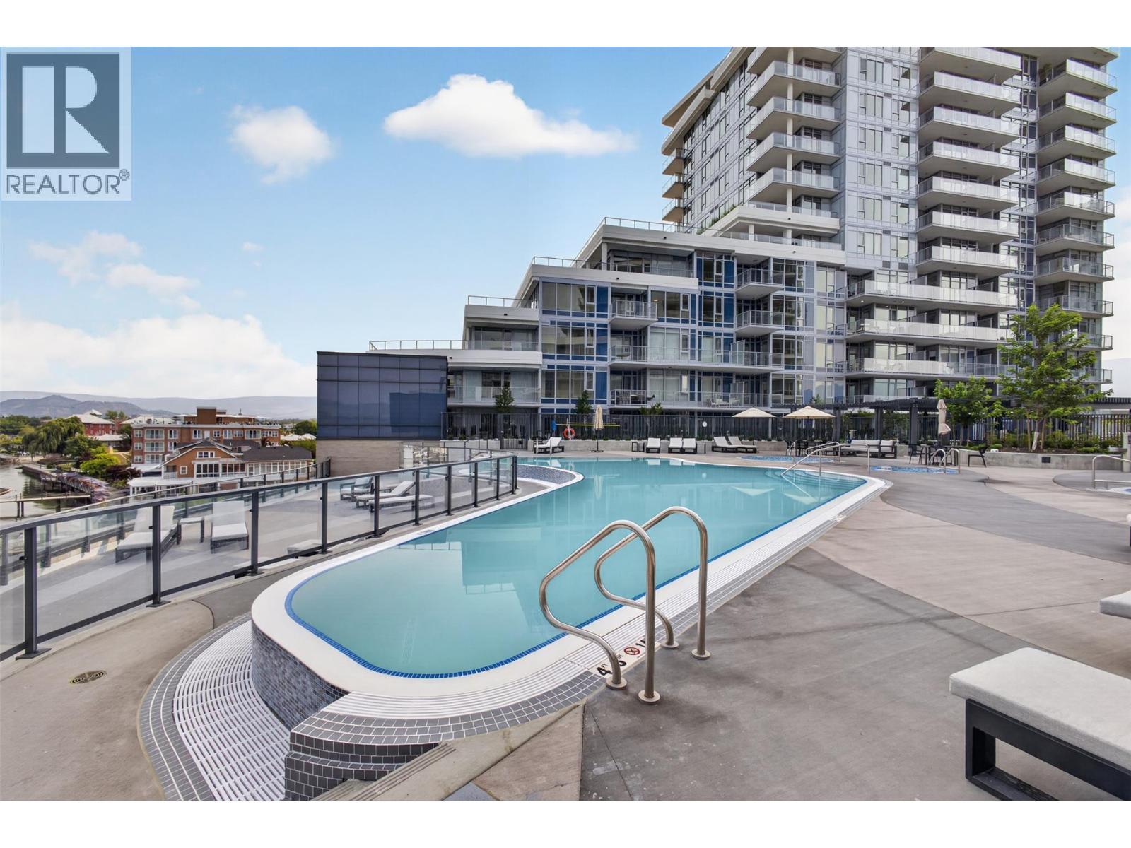 3800 Capozzi Road Unit# Ph2, Kelowna, BC - Outdoor