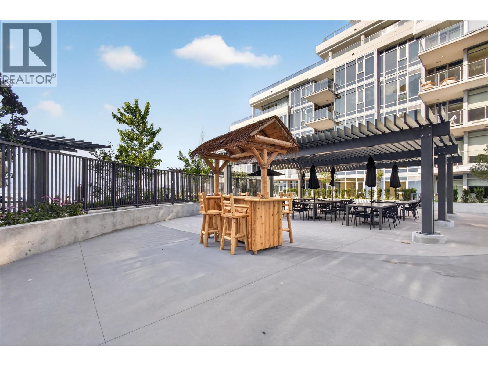 3800 Capozzi Road Unit# Ph2, Kelowna, BC - Outdoor