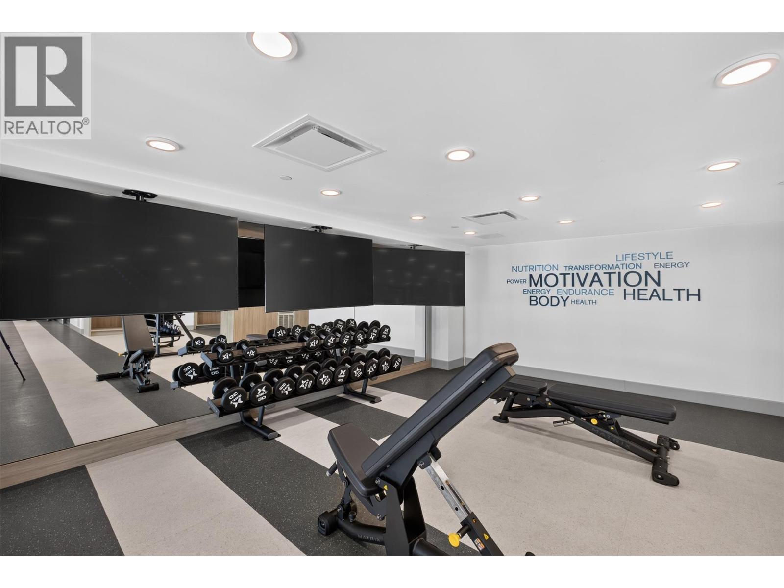 Training/weight lifting area (P4) - 3800 Capozzi Road Unit# Ph2, Kelowna, BC - Indoor