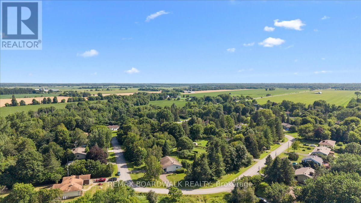 201 Linda Loop, Ottawa, ON - Outdoor With View