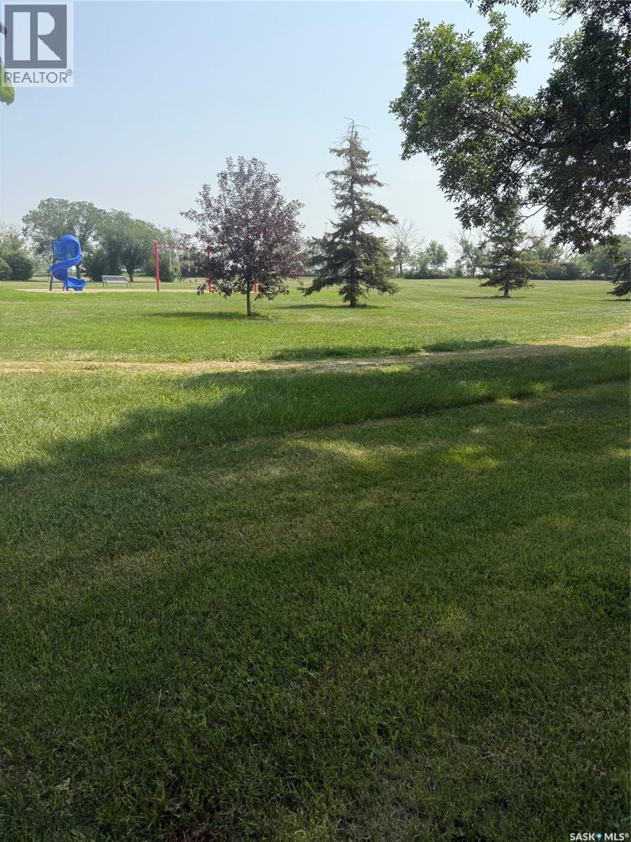 90 Marquis Crescent, Regina, SK - Outdoor With View