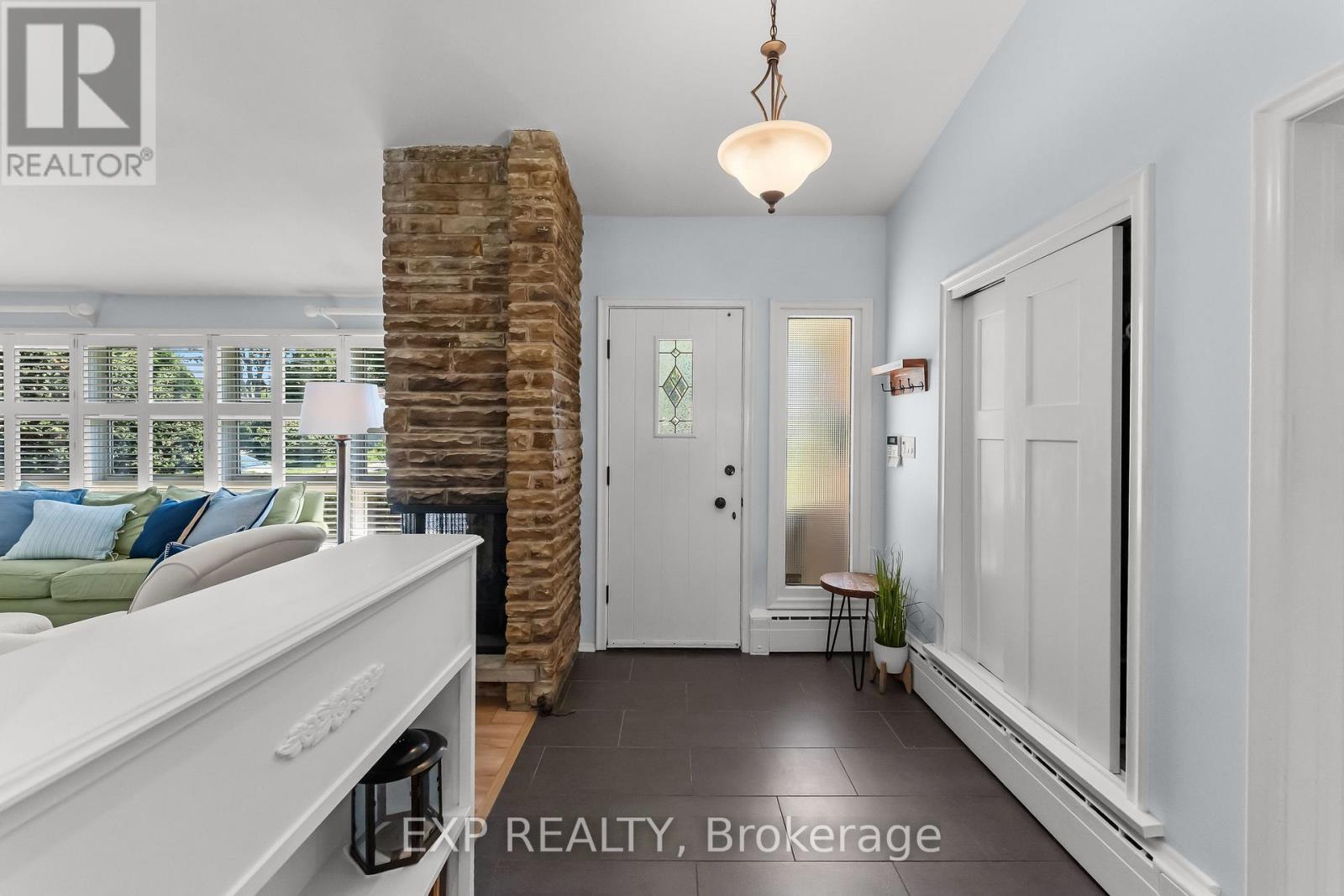 3279 Saint Patrick Avenue, Niagara Falls (Stamford), ON - Indoor