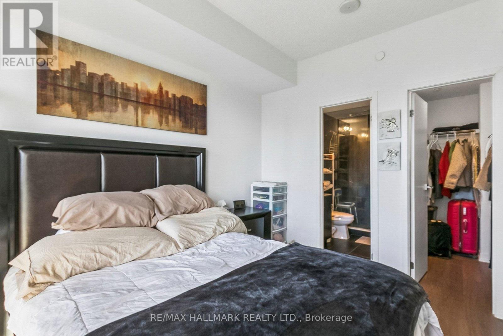 1212 - 98 Lillian Street, Toronto, ON - Indoor Photo Showing Bedroom