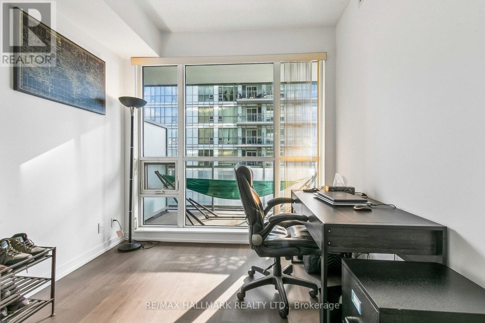 1212 - 98 Lillian Street, Toronto, ON - Indoor Photo Showing Office