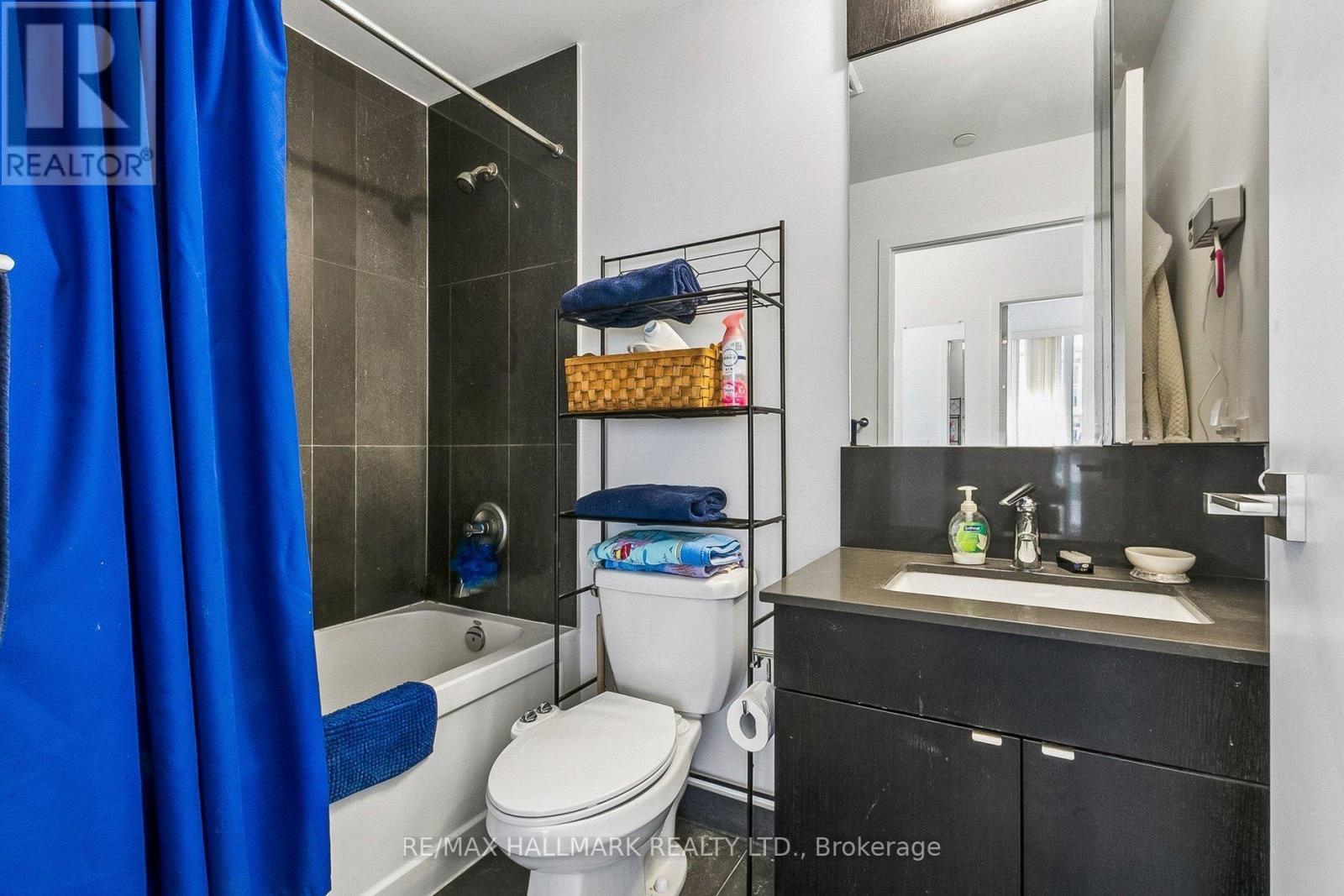 1212 - 98 Lillian Street, Toronto, ON - Indoor Photo Showing Bathroom