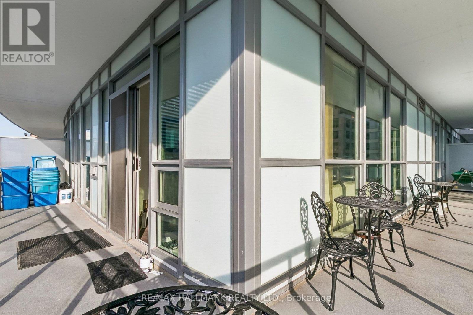 1212 - 98 Lillian Street, Toronto, ON - With Exterior