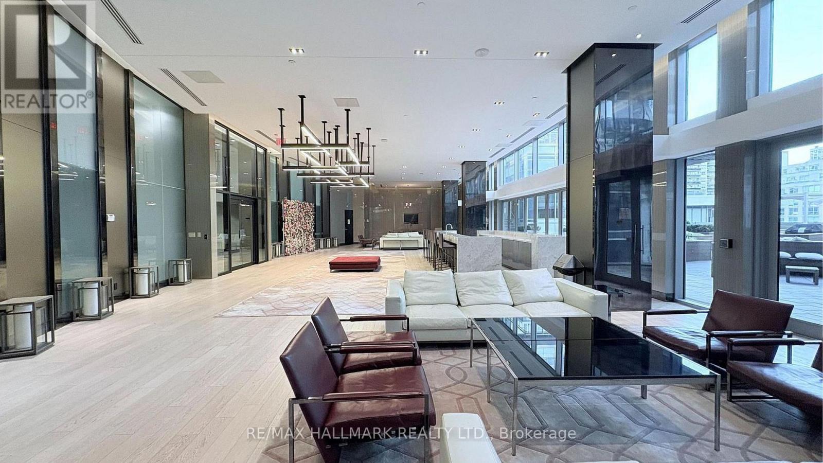 1212 - 98 Lillian Street, Toronto, ON - Indoor