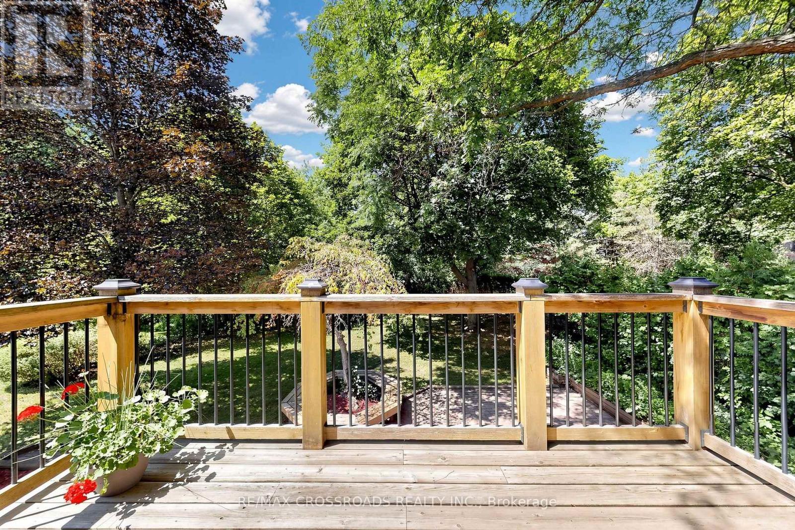 15 Alamosa Drive, Toronto, ON - Outdoor