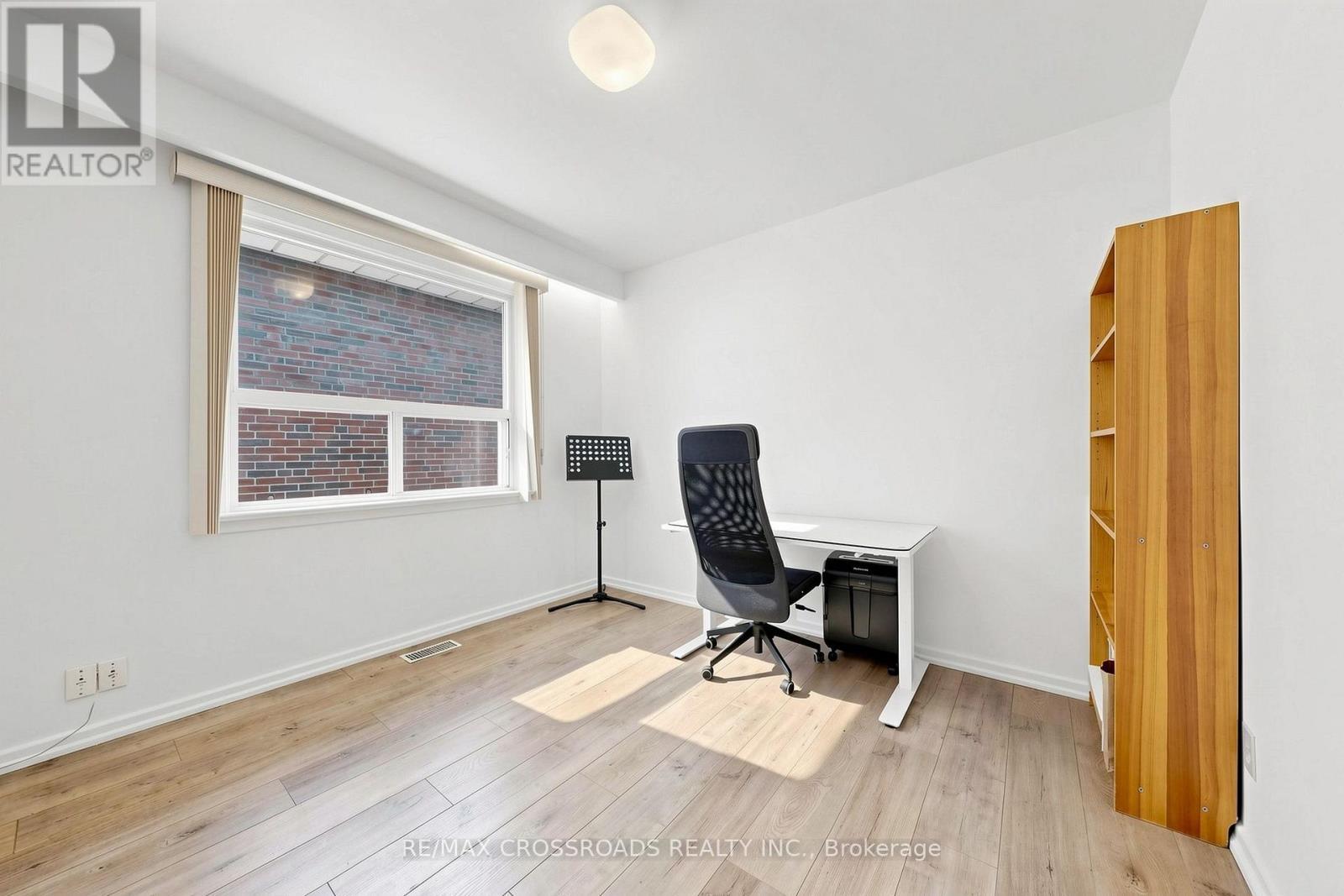 15 Alamosa Drive, Toronto, ON - Indoor Photo Showing Office