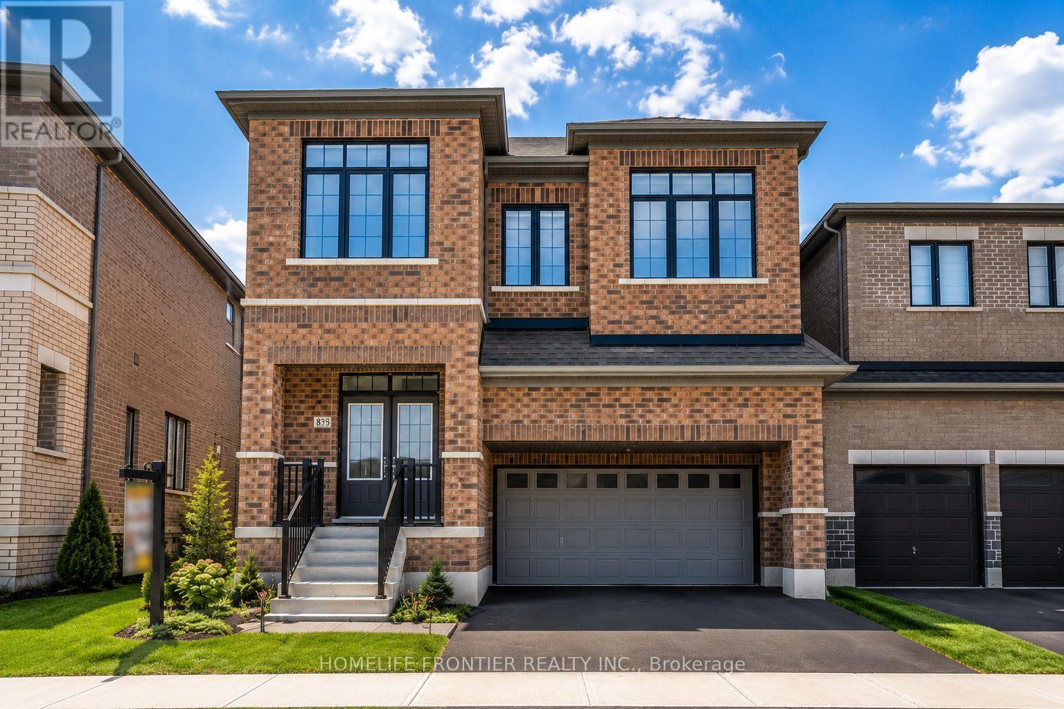 879 Plum Place, Milton, ON - Outdoor With Facade