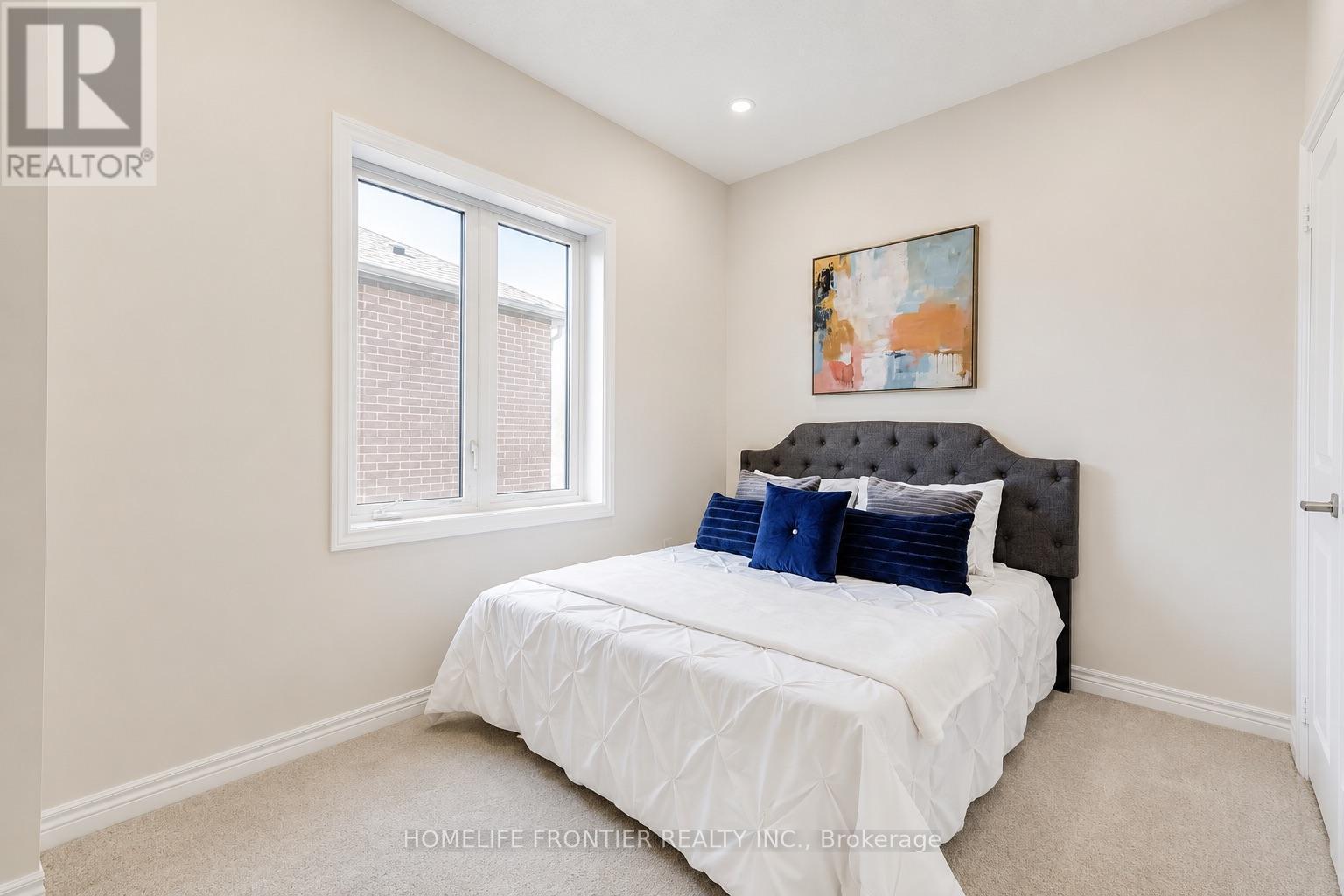 879 Plum Place, Milton, ON - Indoor Photo Showing Bedroom