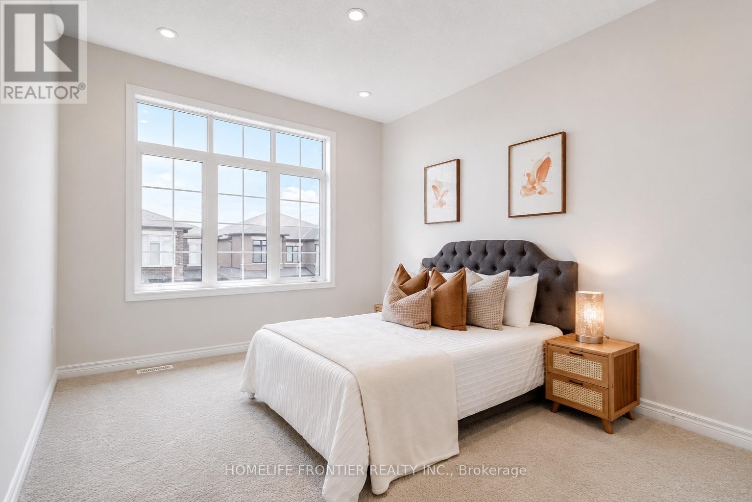 879 Plum Place, Milton, ON - Indoor Photo Showing Bedroom