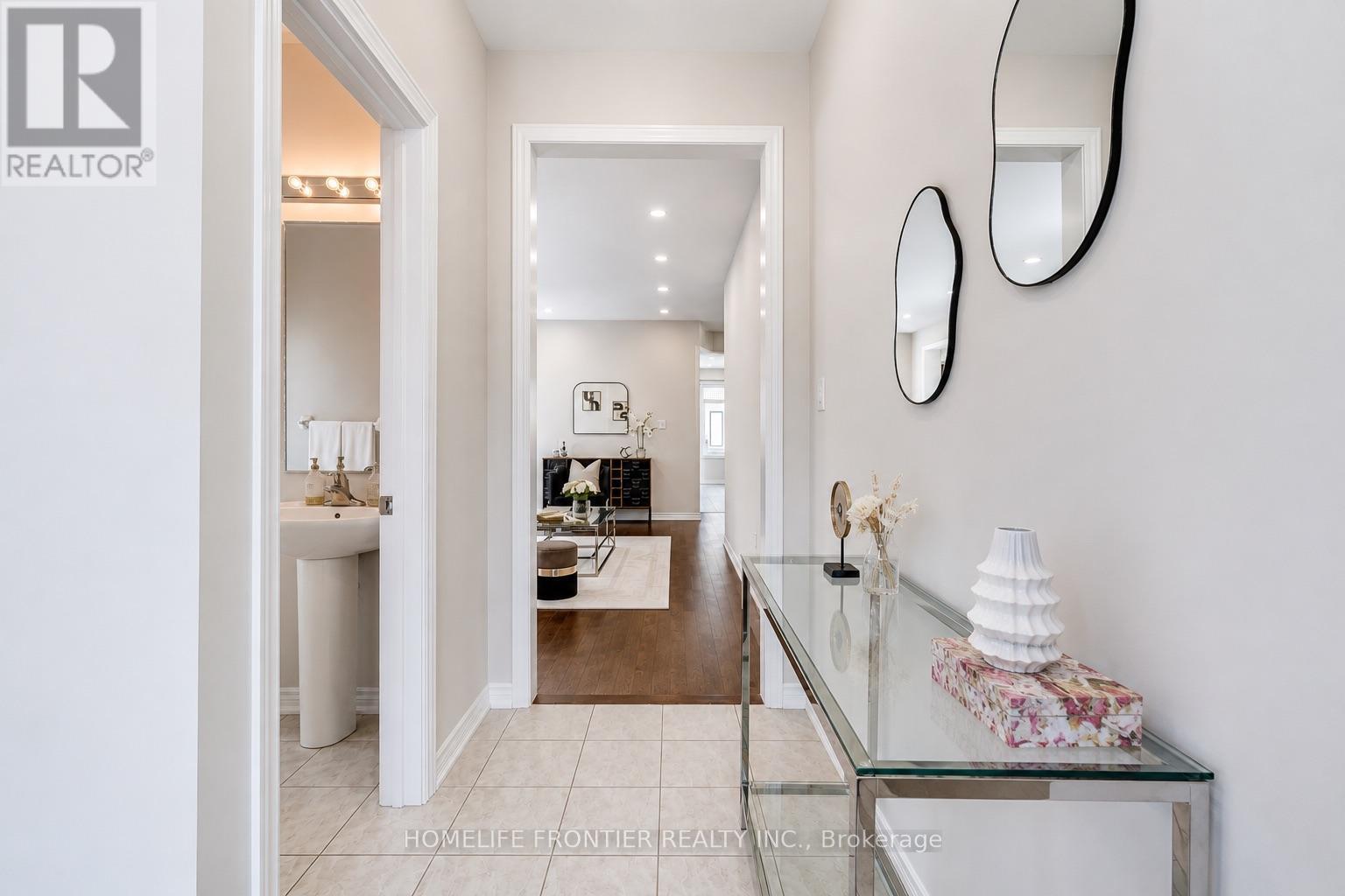 879 Plum Place, Milton, ON - Indoor Photo Showing Other Room