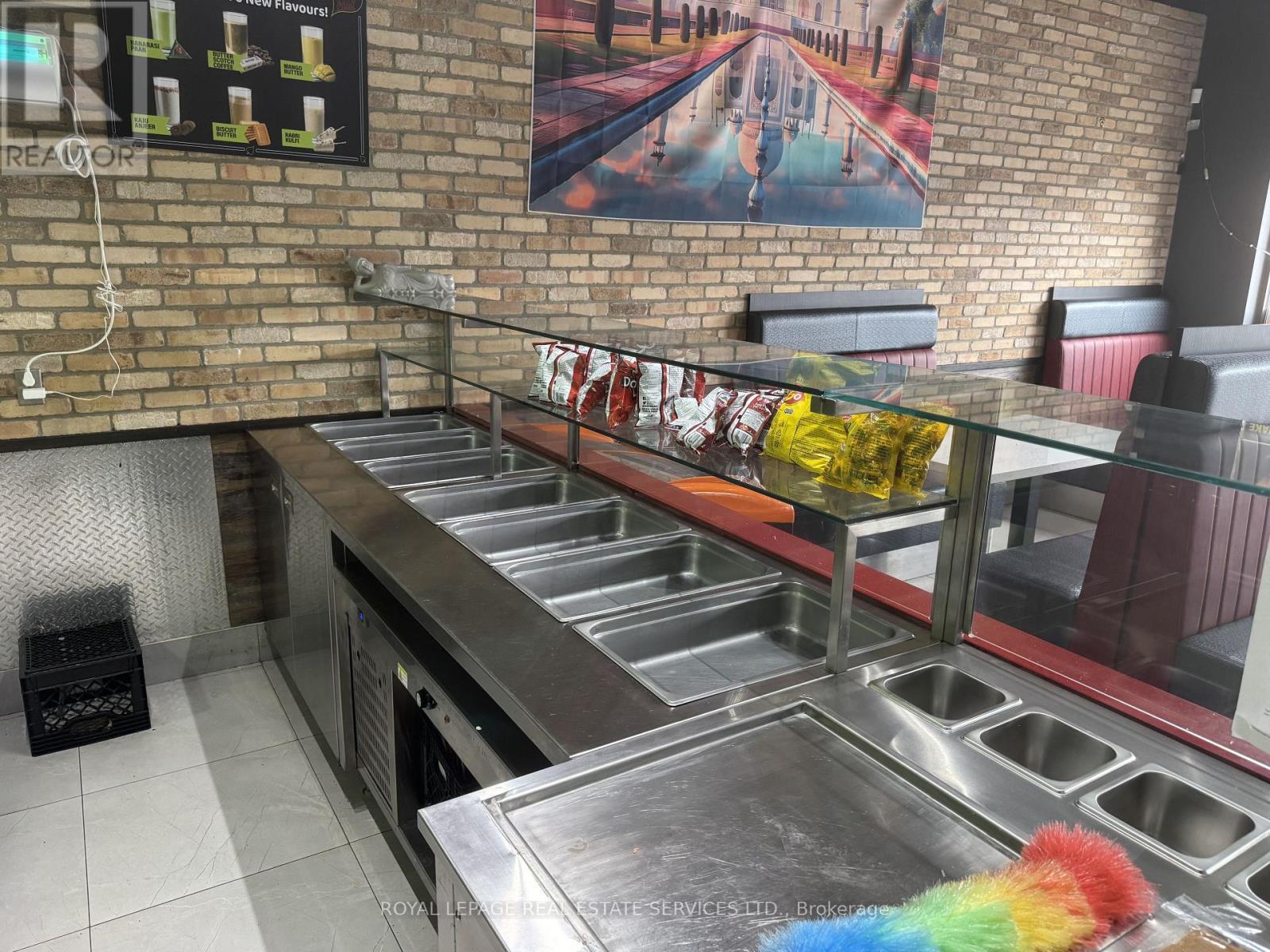 2&3 - 204 Silvercreek Parkway N, Guelph, ON
