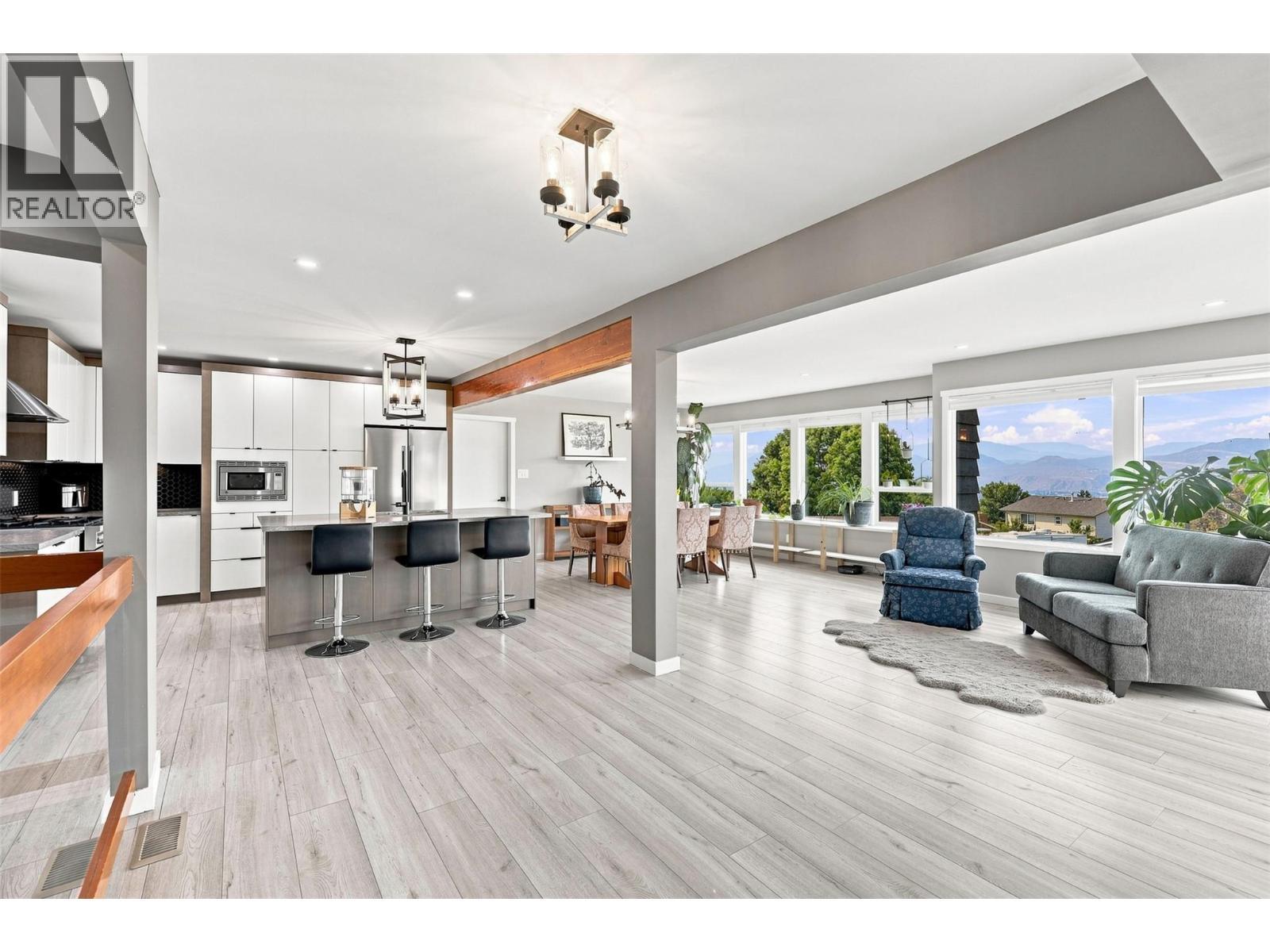468 Grandview Terrace, Kamloops, BC - Indoor