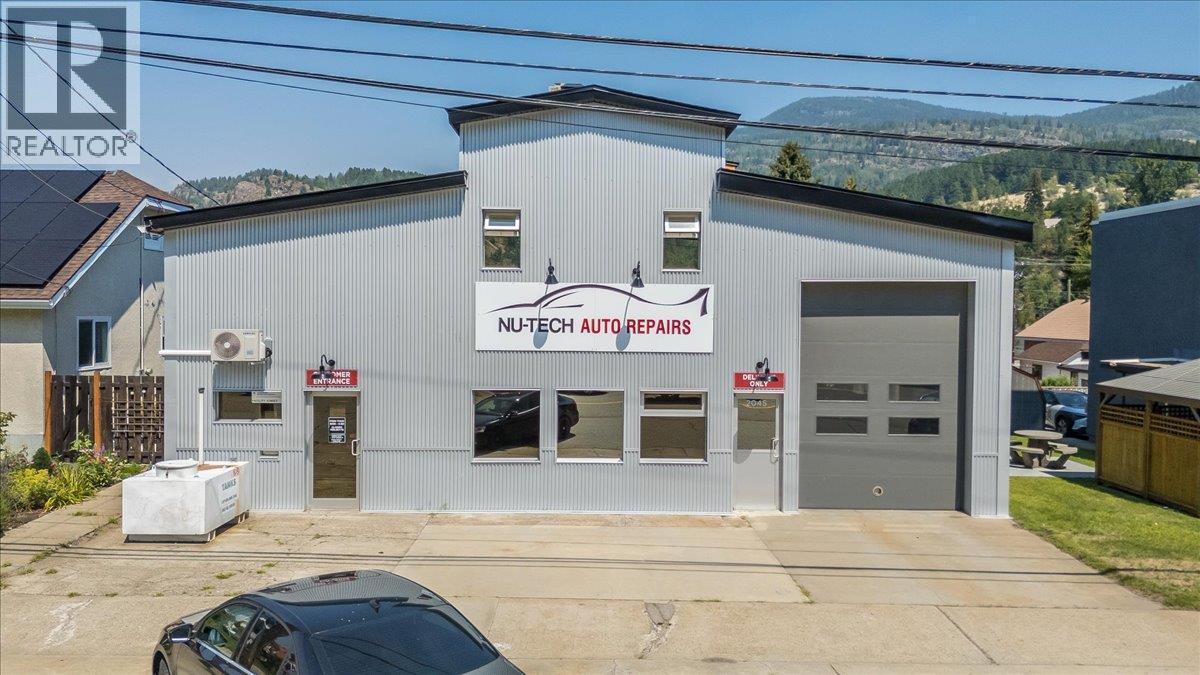 2045 Columbia Avenue, Trail, BC